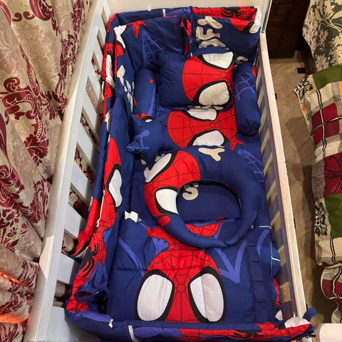 8 Pieces Cot Bedding Set - Spiderman - Red & Blue