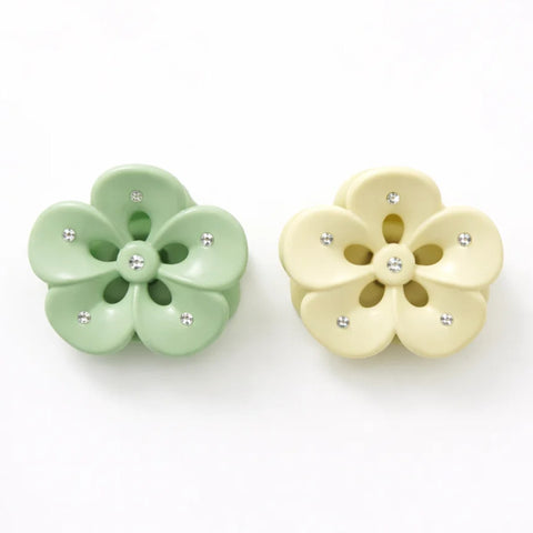 Pack of 2 - Hibiscus - Light Yellow & Light Green - Beads Flower
