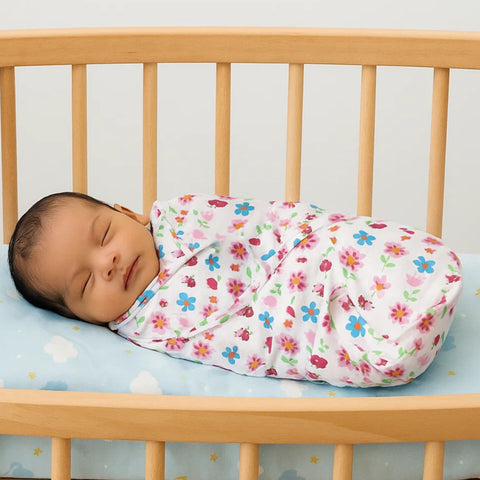 Kolaco - Swaddle Wrap - Flowers & Bee