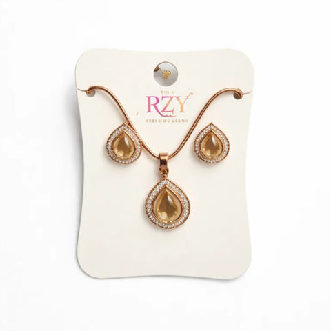 RZY - 2 Pieces - Jewelry Set - Golden - Gold Drop